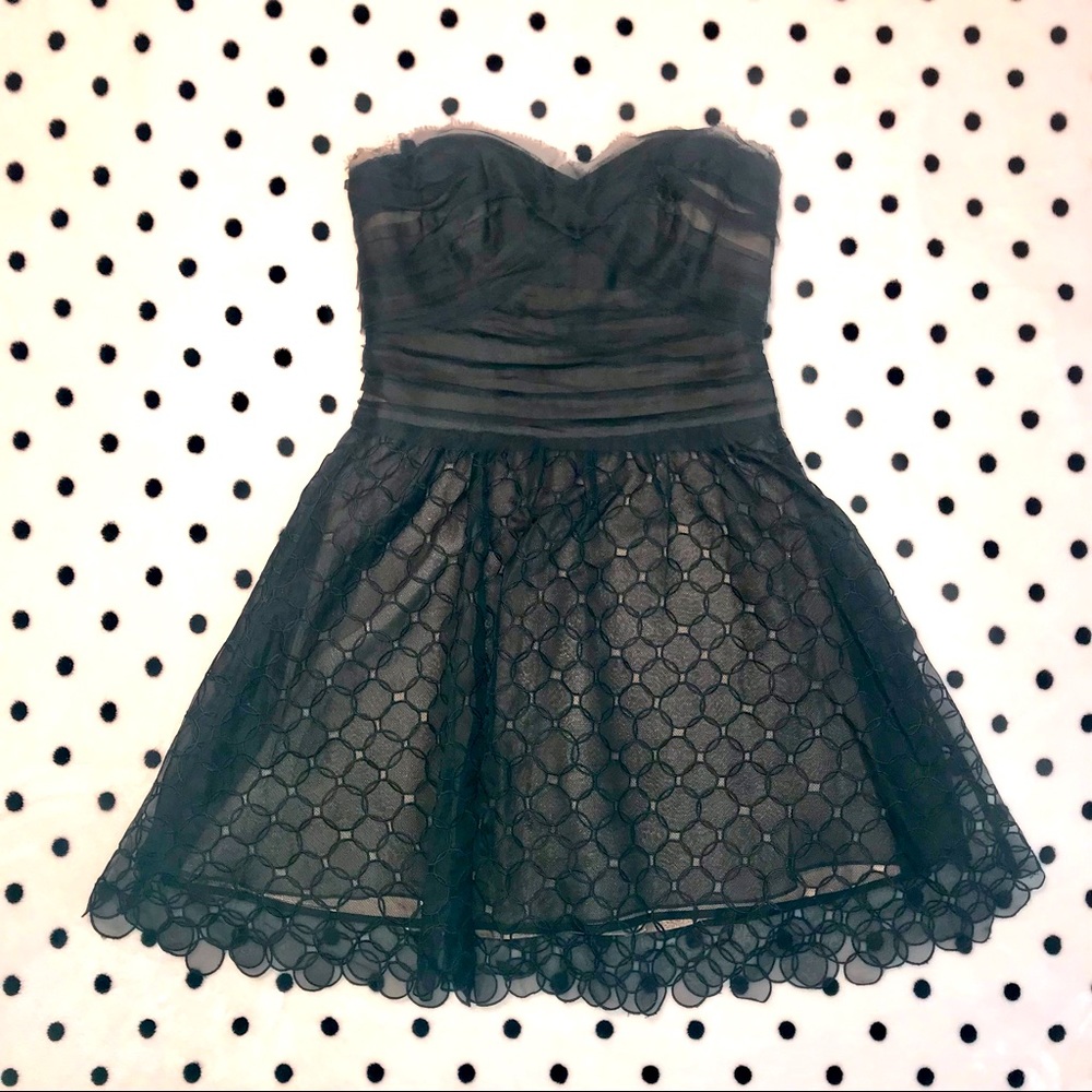 BCBGMaxAzria Strapless Cocktail Dress Size 2